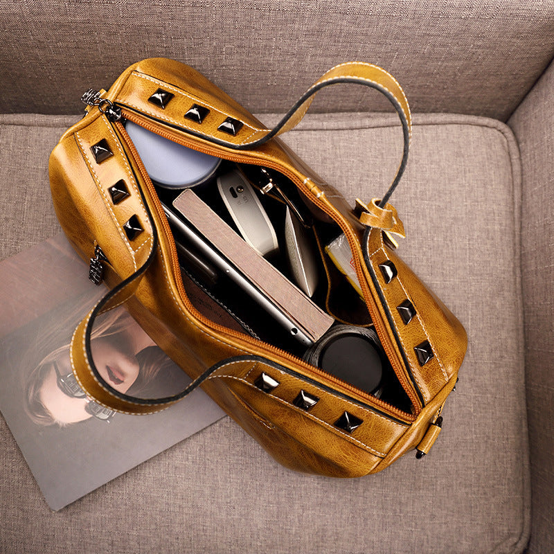 LÉA | Sac Rétro Chic –  Look Raffiné