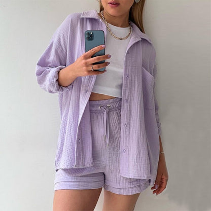 AVA | Ensemble Chambray chic – Haut fluide & short taille haute